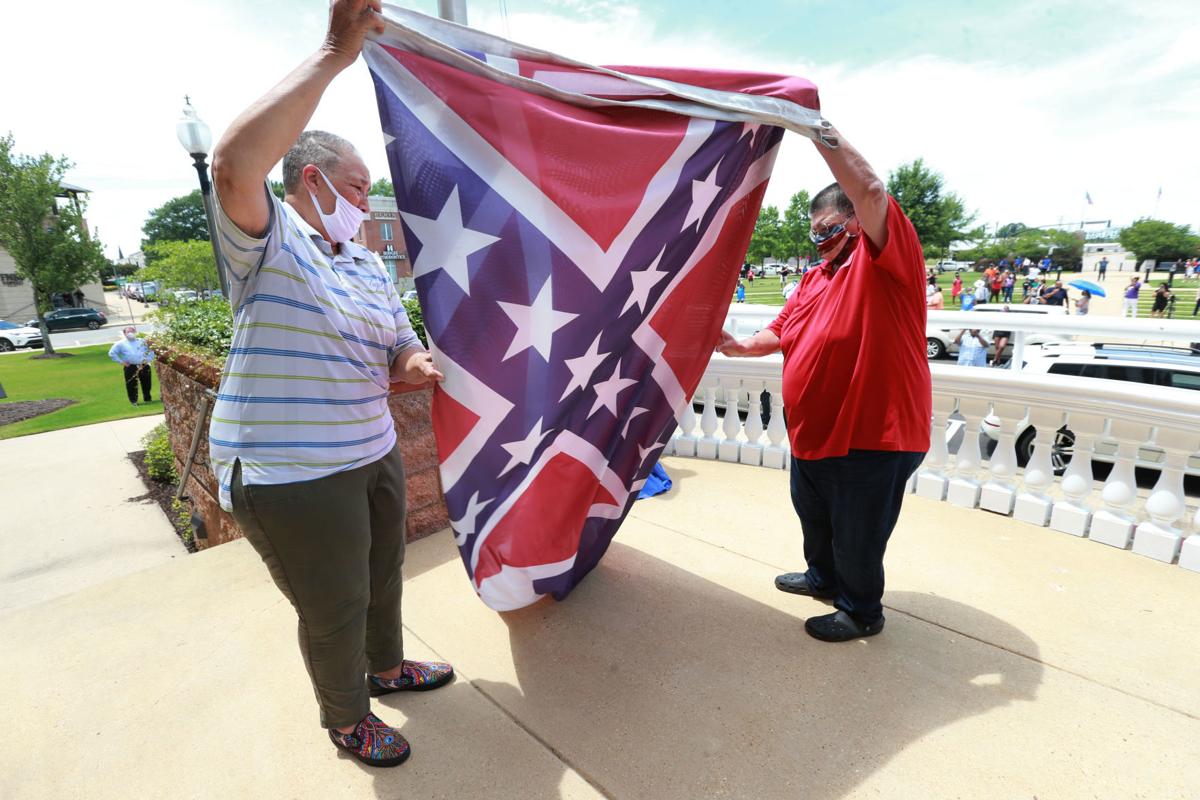 djr-2020-06-30-news-state-flag-twp1