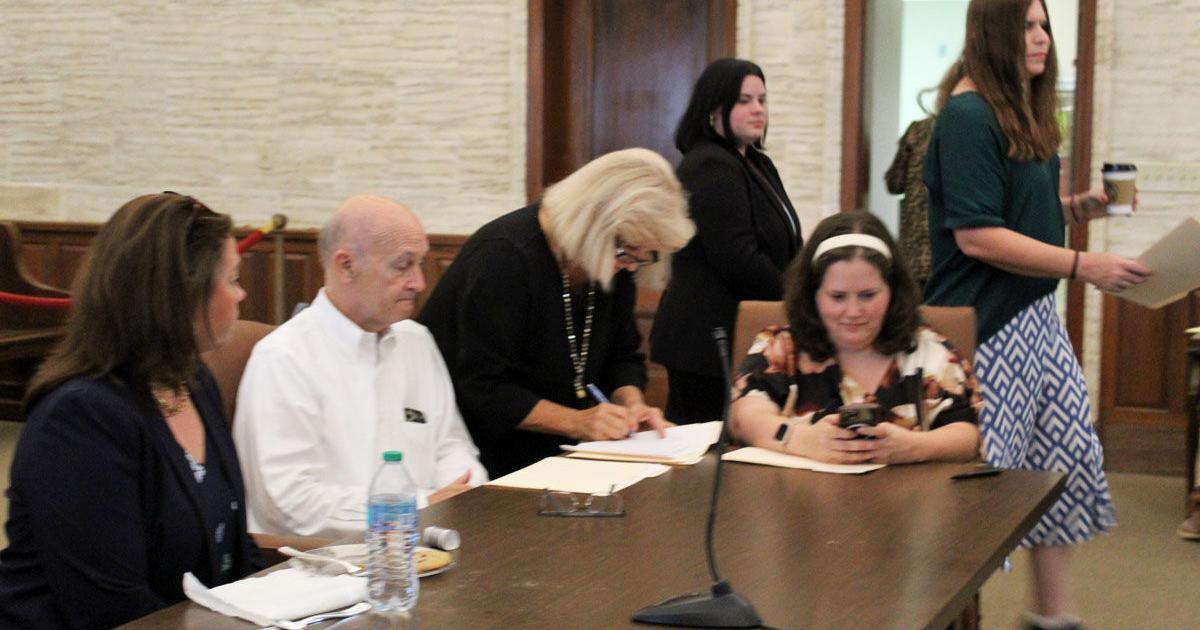 Attorneys serve the public through free legal clinic