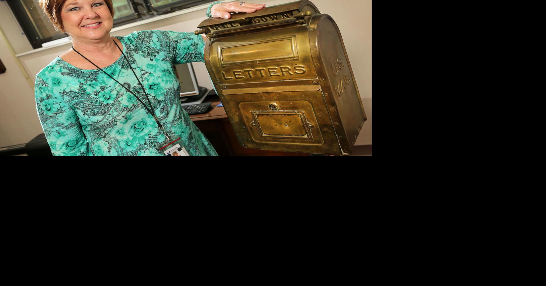 'Postal Service is a calling,' says Tupelo's first female postmaster ...