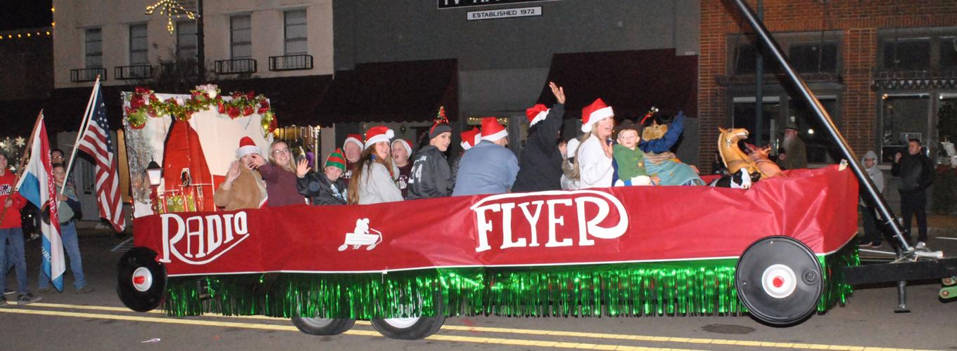 Photos from the New AlbanyUnion County Christmas Parade New Albany