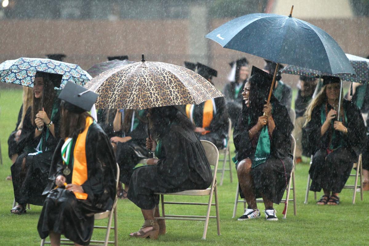 djr-2020-08-28-news-mooreville-graduation-arp1