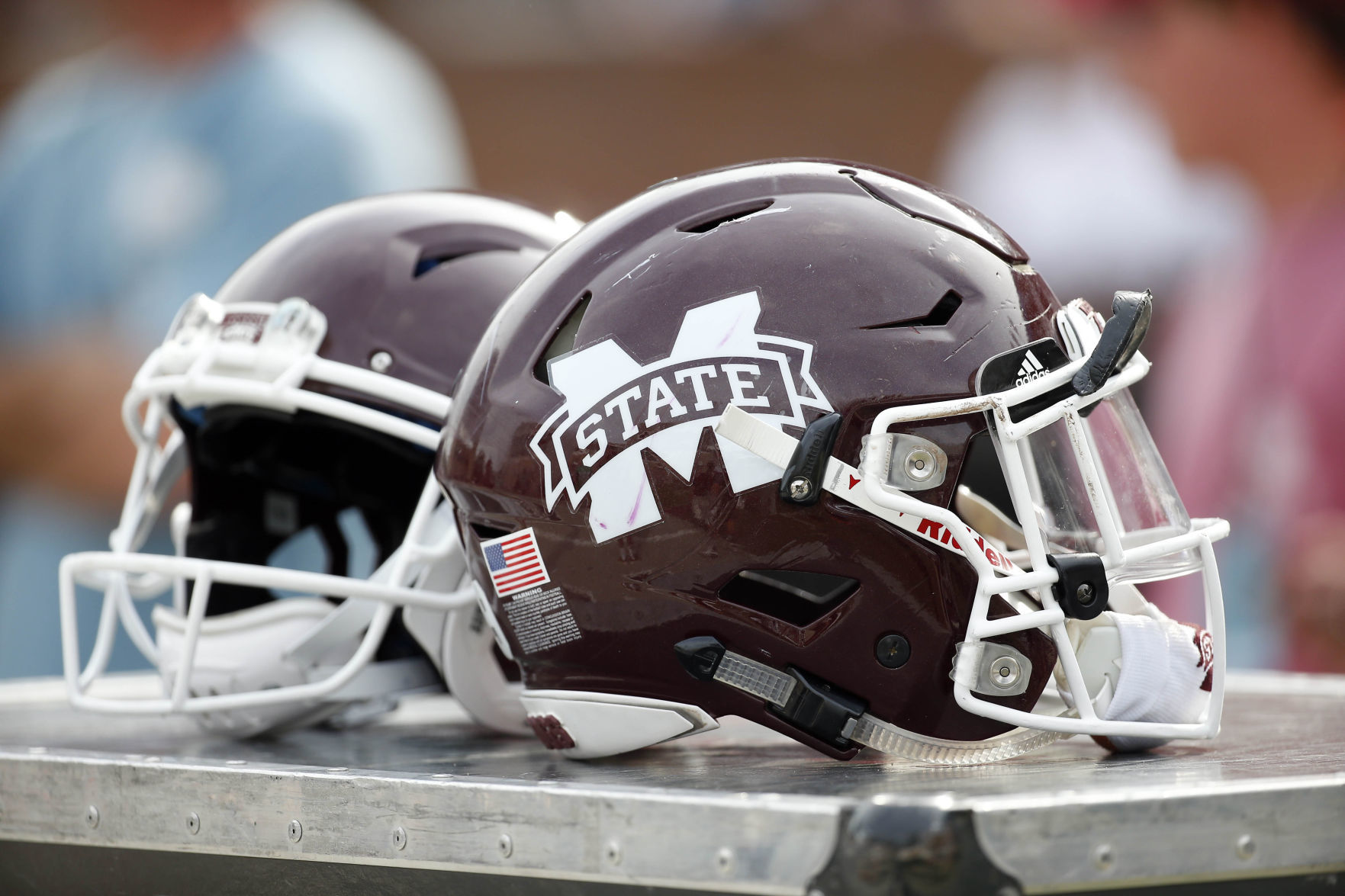 mississippi state football helmet 2020