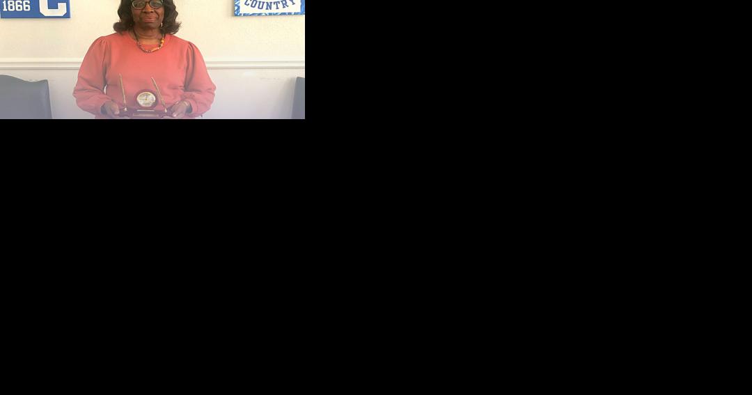 Rust College president office manager recognized for 50 years of service - Vimarsana News