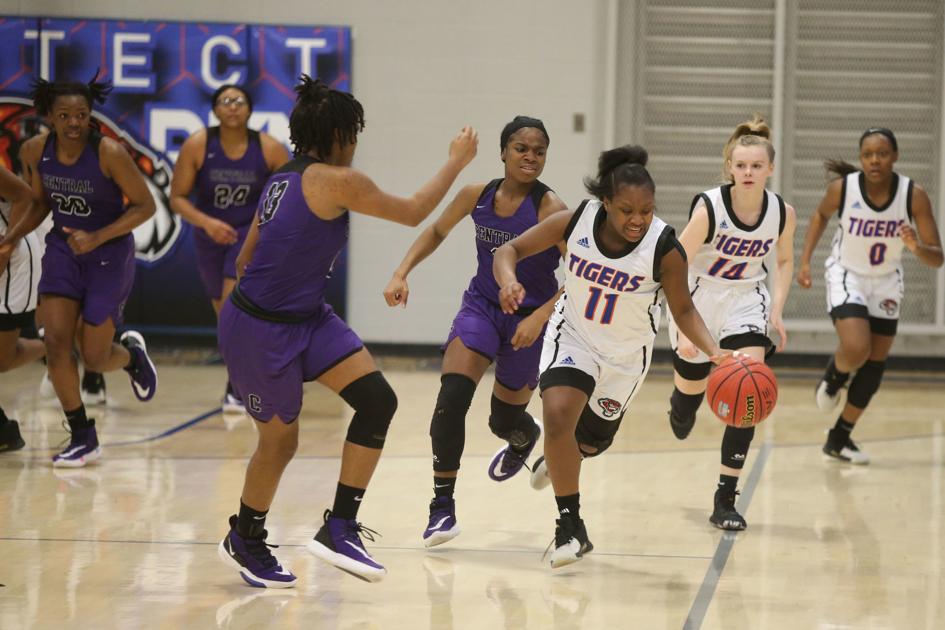 High School Girls Basketball Playoff Scores First Round High
