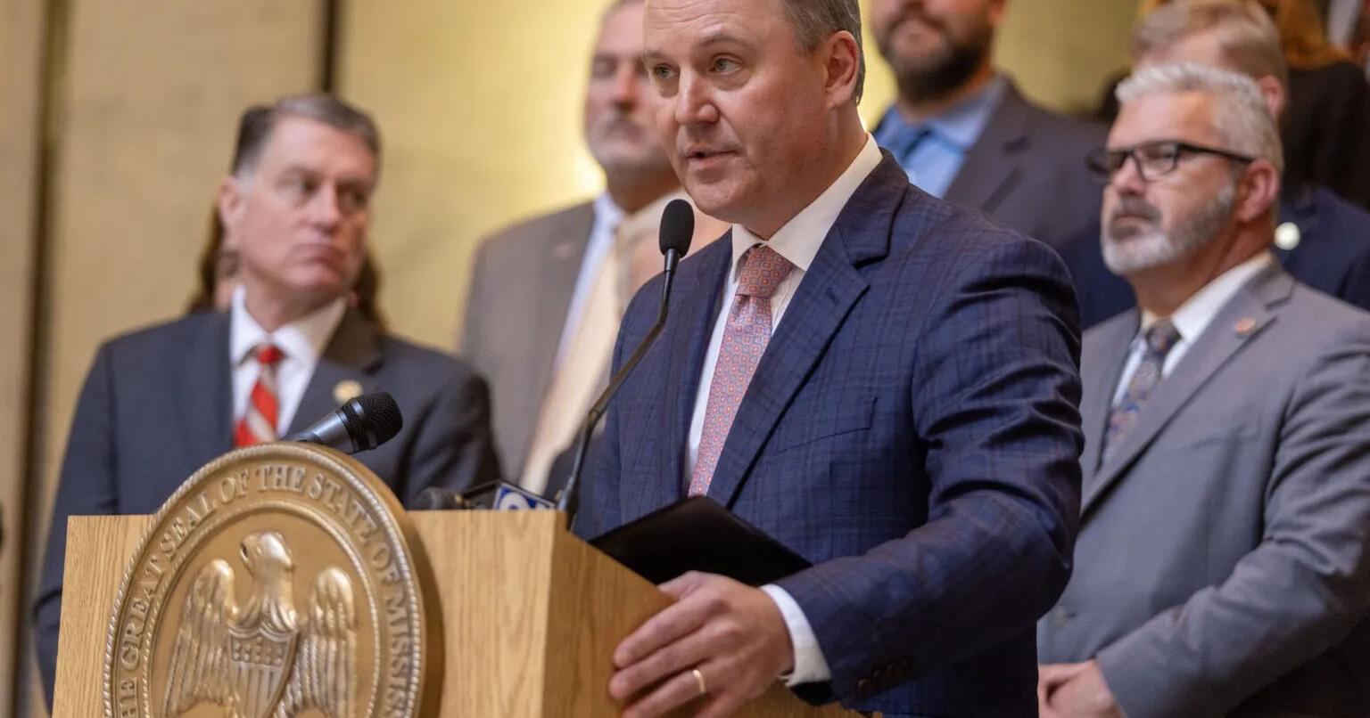 Speaker White wants to make it easier for Mississippi students to switch school districts - Vimarsana News