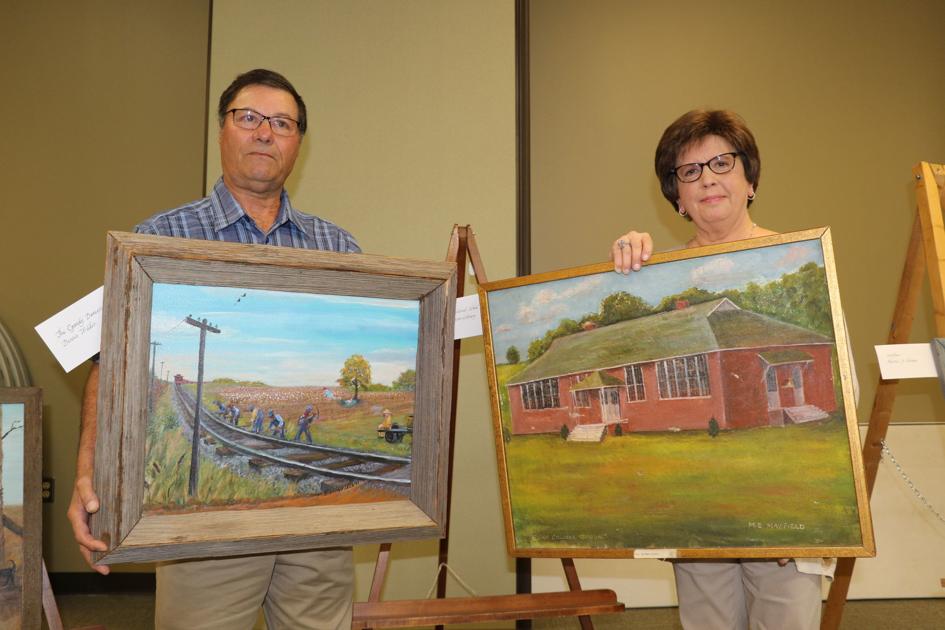 Fifty One M B Mayfield Paintings Enhance Showing Of Award Winning