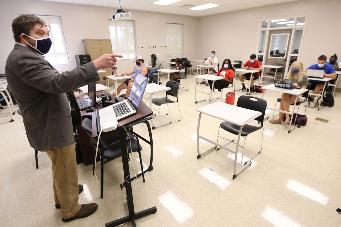 When Does Christmas Break End At Icc Tupelo 2022 Icc Students Return To Campus For First Week Of Classes | Education |  Djournal.com