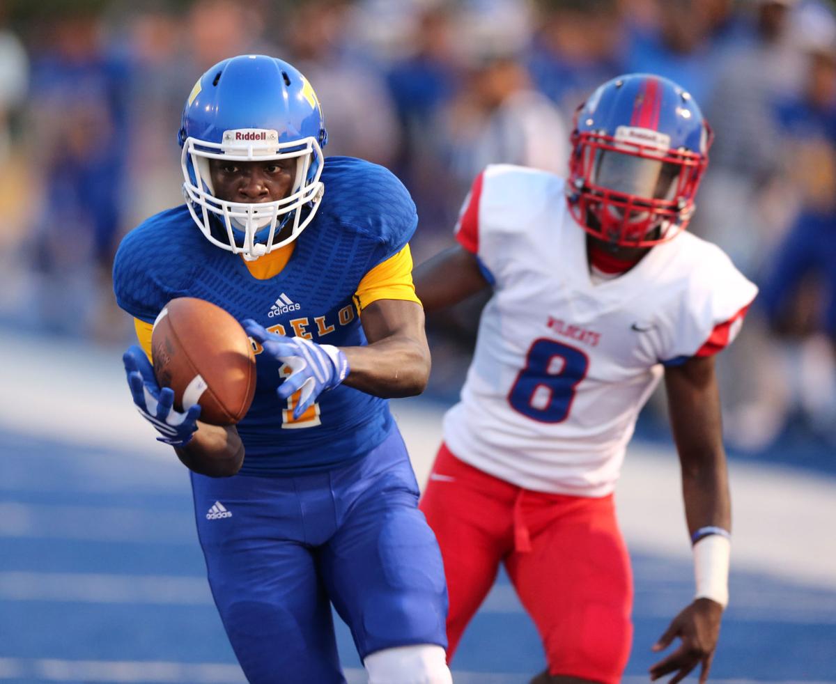 Tupelo Faces Stout Defense In No 1 Horn Lake High School Sports