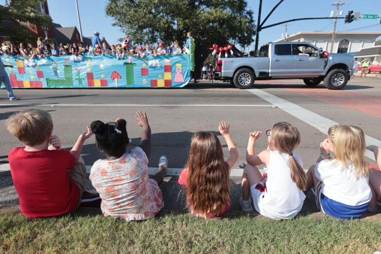 PHOTOS Tupelo High parade takes over downtown Photo