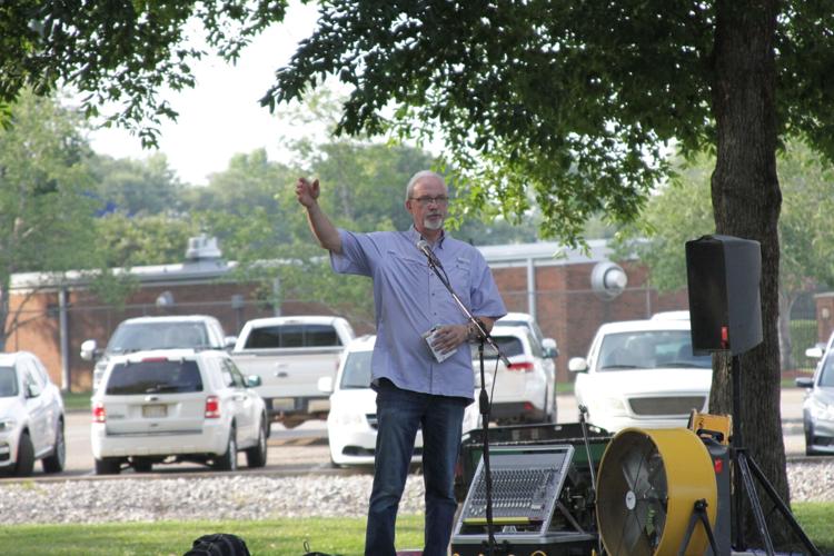 Three candidates vying to fill long-time circuit court clerk Gates' shoes |  News | djournal.com