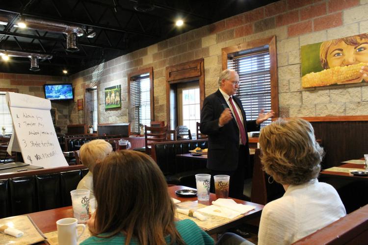 djr-2019-05-07-news-waller-edu-meeting-p1
