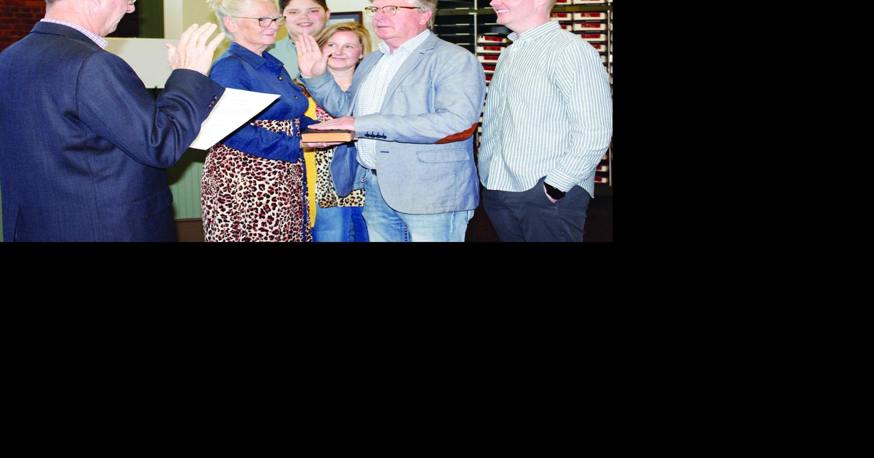 Riddle sworn in as Pontotoc Co. coroner | News | djournal.com