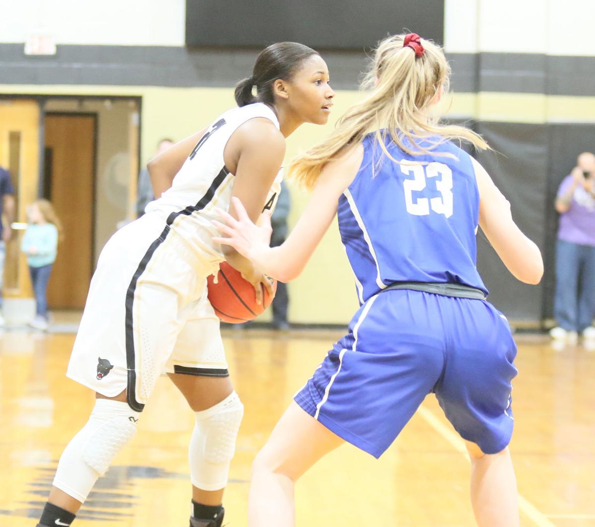 Lady Panthers Rain Threes In First Round Win Sports Djournal Com