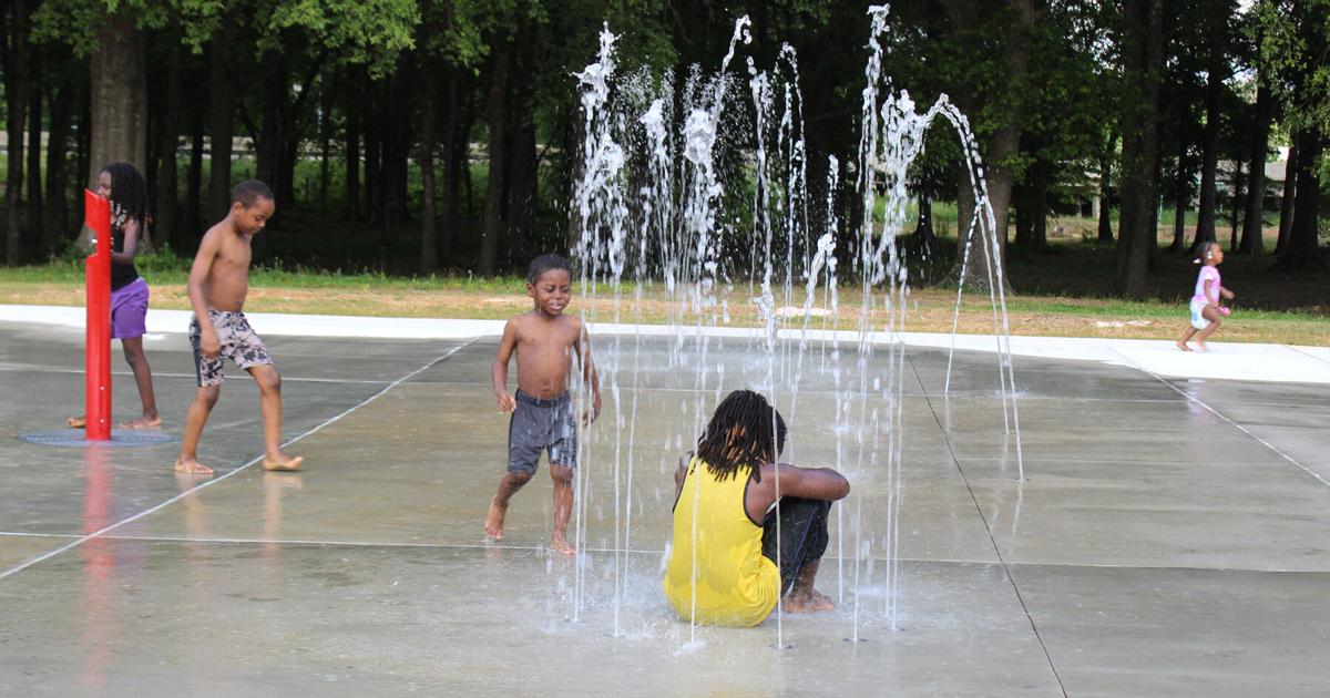 Splash pad admission now free and open all day | New Albany Gazette ...