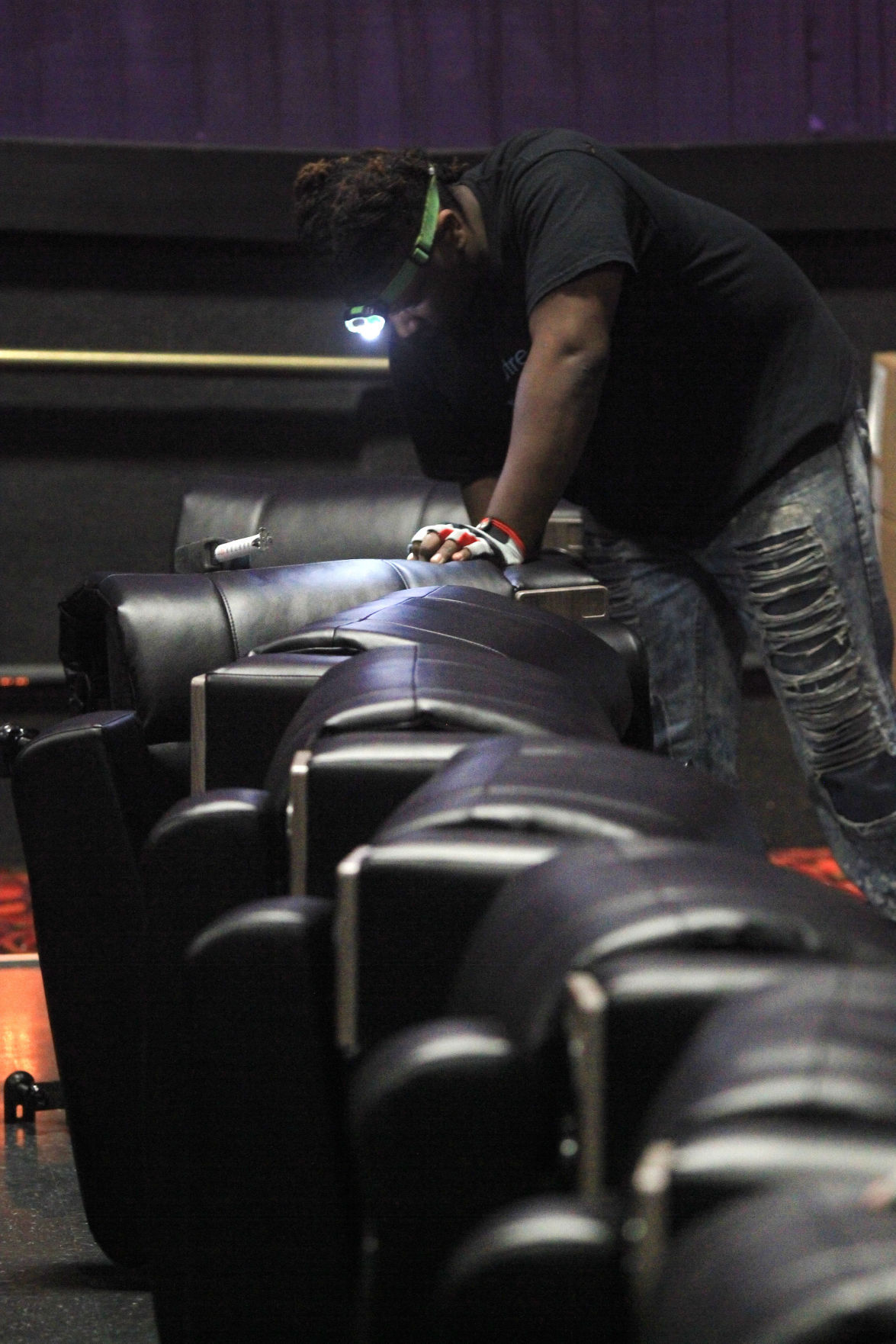 Have A Seat New Albany Company Supplies New Reclining Chairs For Cinemark Malco News Djournalcom