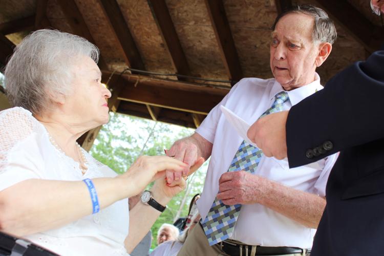 Diversicare couple gets married in nursing home ceremony Living