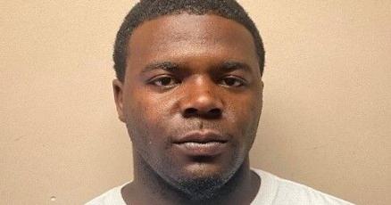 Tupelo man charged after hitting two people with a car Tupelo man charged after hitting two people with a car