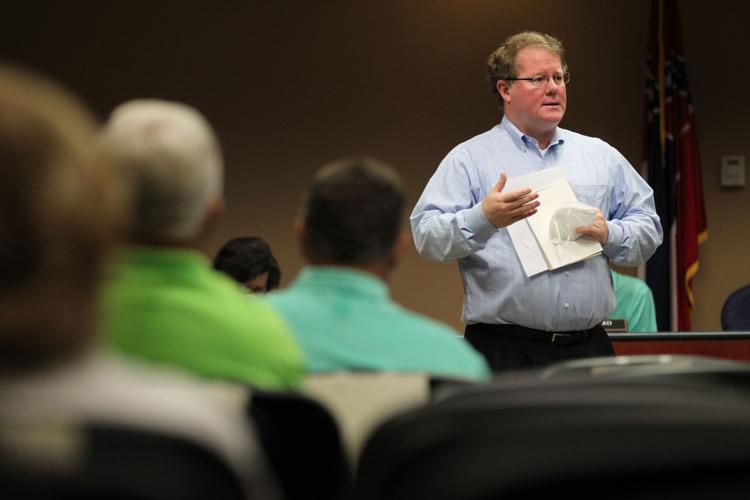 Mayor Jason Shelton criticizes Todd Jordan, Lee County sales tax proposal  to build new jail | Local News 