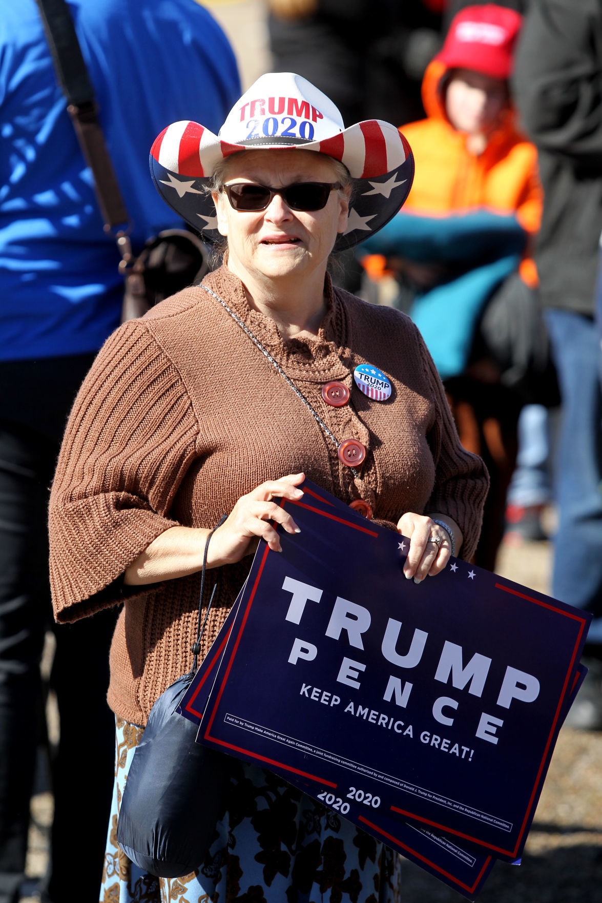 djr-2019-11-02-news-trump-visit-arp9