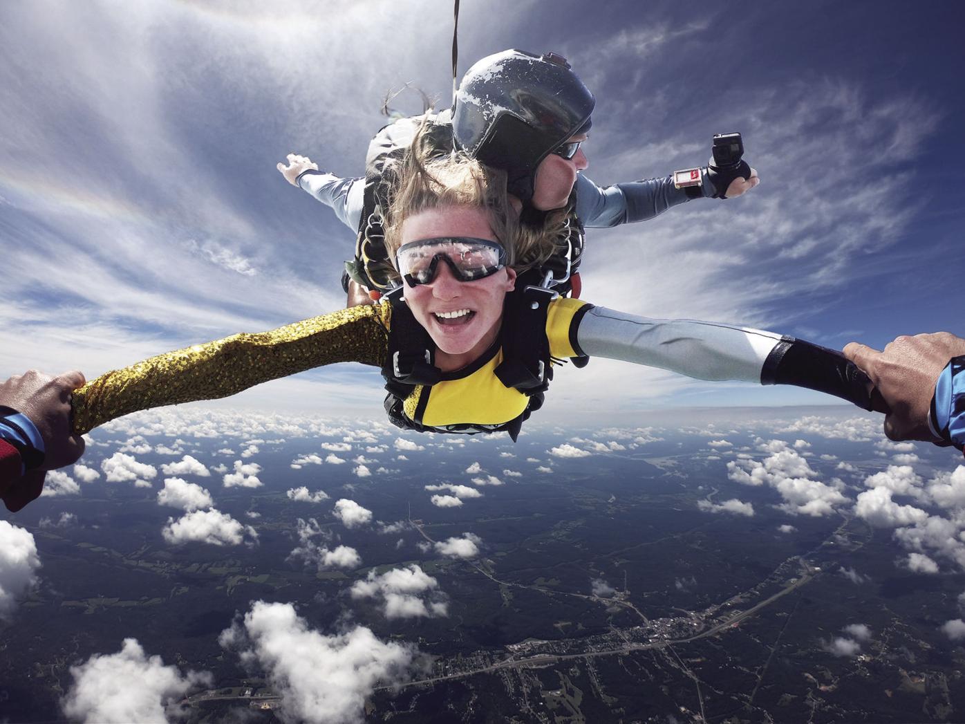 Skydiver Rebekah Ball Flew Without A Plane And Experienced The Taste Of Sky Pontotoc Progress Djournal Com Skydiver Rebekah Ball Flew Without A Plane And Experienced The Taste Of Sky Pontotoc Progress Djournal Com