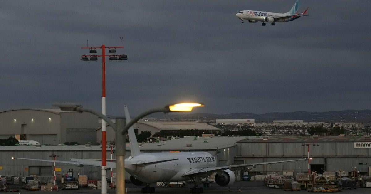 Intended Form FlyDubai co-pilot intended to crash plane into Tel Aviv airport, UAE ...