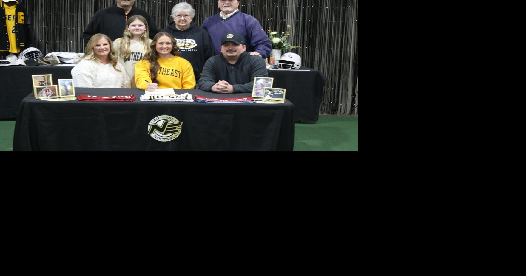 Ripley’s Edwards signs with NEMCC Softball | Sports | djournal.com