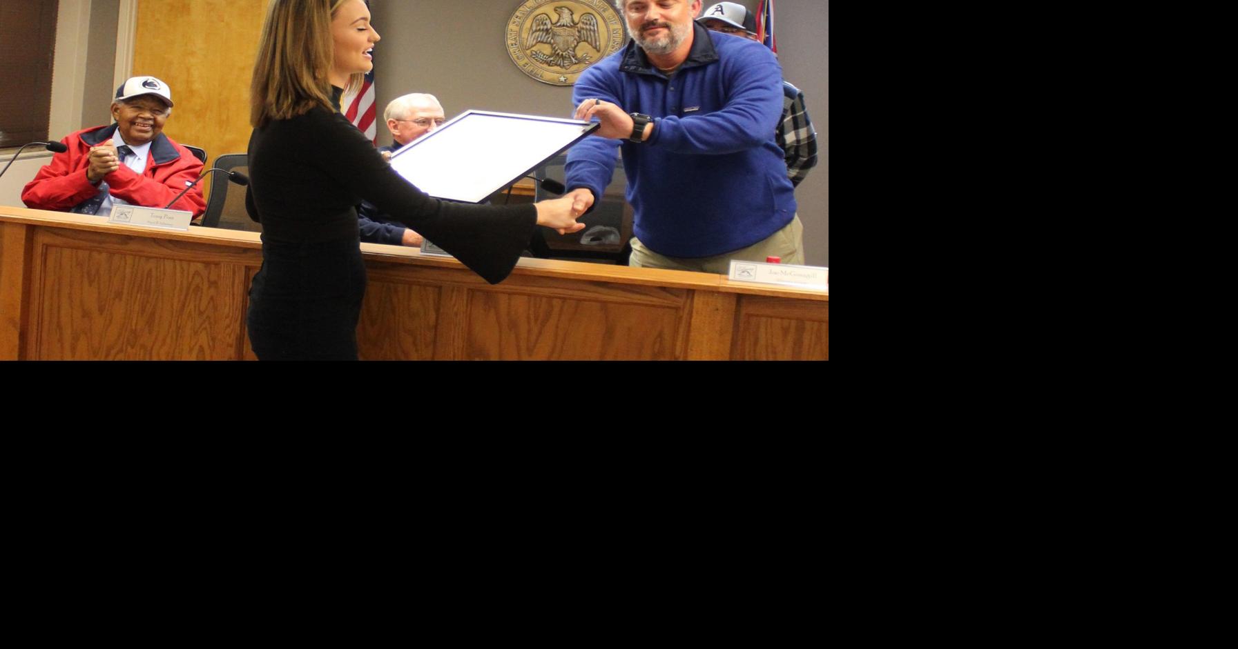 Amory aldermen pay tribute to outgoing Miss Mississippi Teen USA News