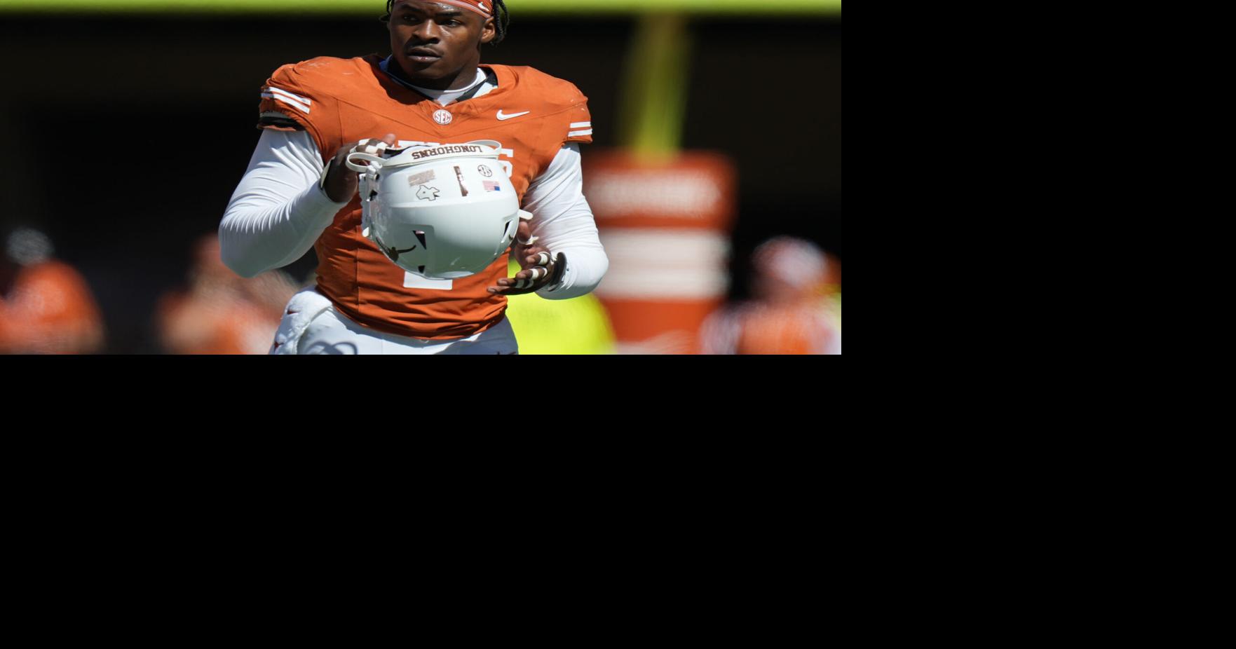 How does Colin Simmons' potential absence impact Texas' defense?