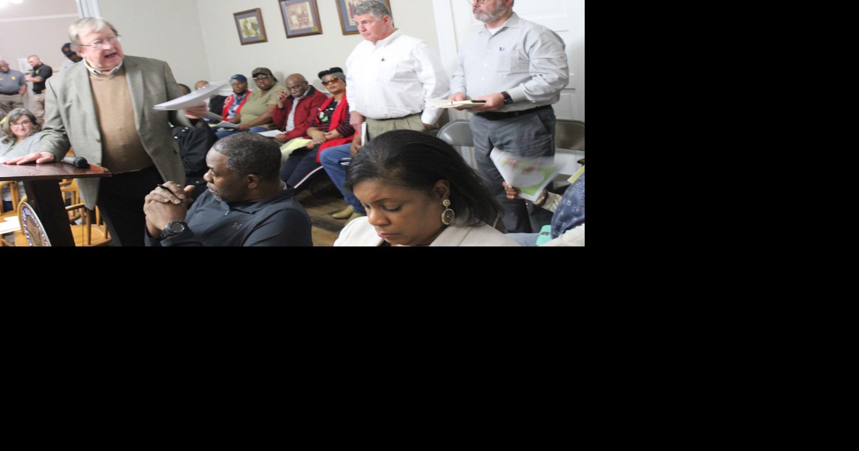 Aberdeen mayor’s salary reduction among approved 32 votes News