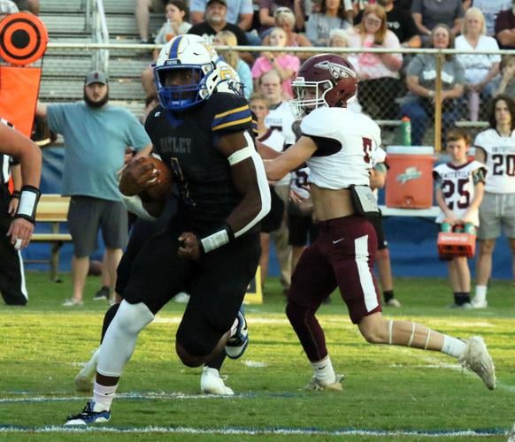 2Peat Hatley retains Seminole/Tiger Bowl trophy over Smithville Sports