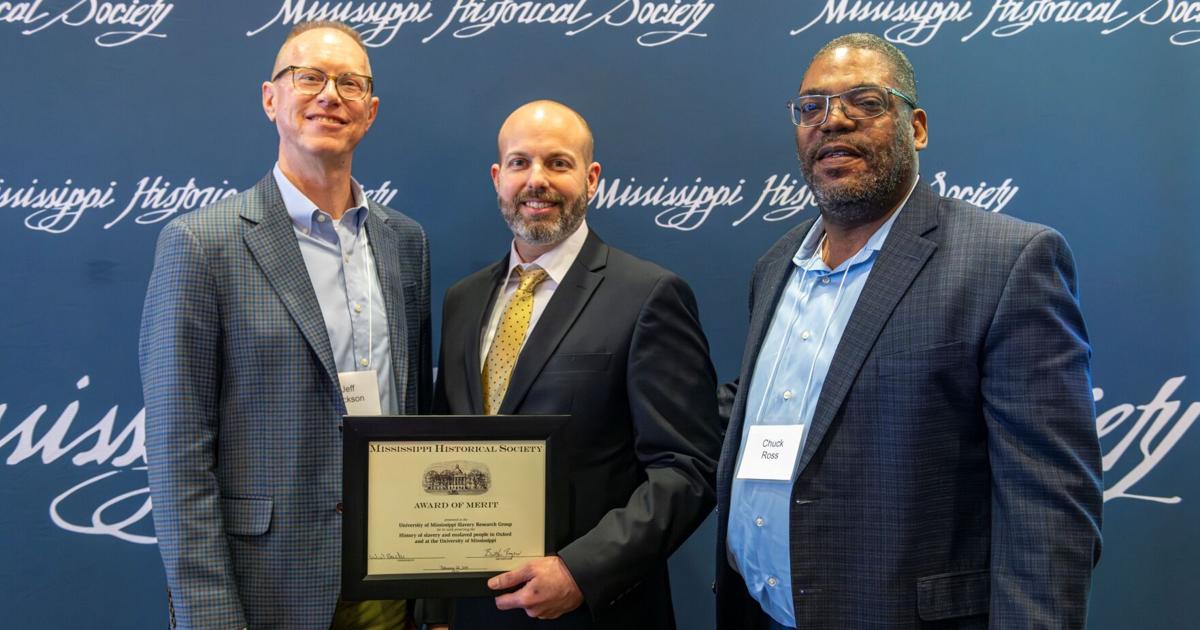Mississippi Historical Society recognizes UM Slavery Research Group Mississippi Historical Society recognizes UM Slavery Research Group