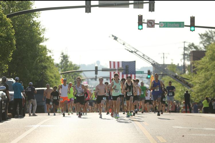 Moore dominates to win Gum Tree 10k Sports