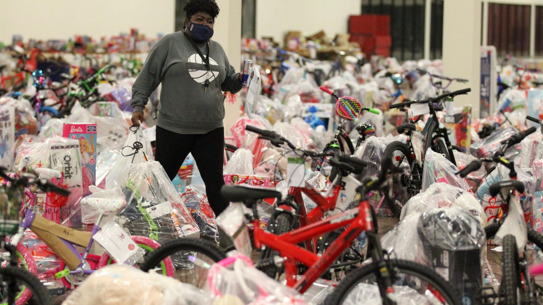Tupelo Salvation Army distributes Angel Tree gifts to families in need - Vimarsana News