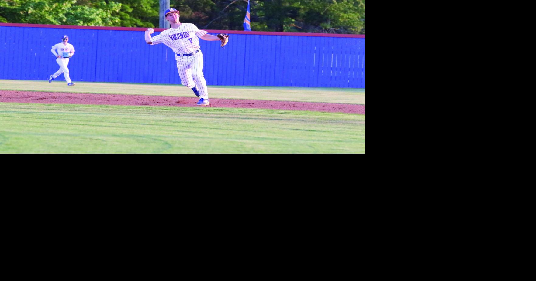 Vikings take series from Amory to advance