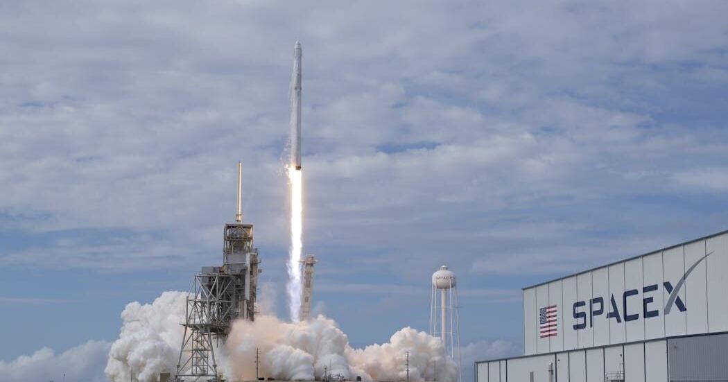 A Plan B for space? On the risks of concentrating national space power in private hands