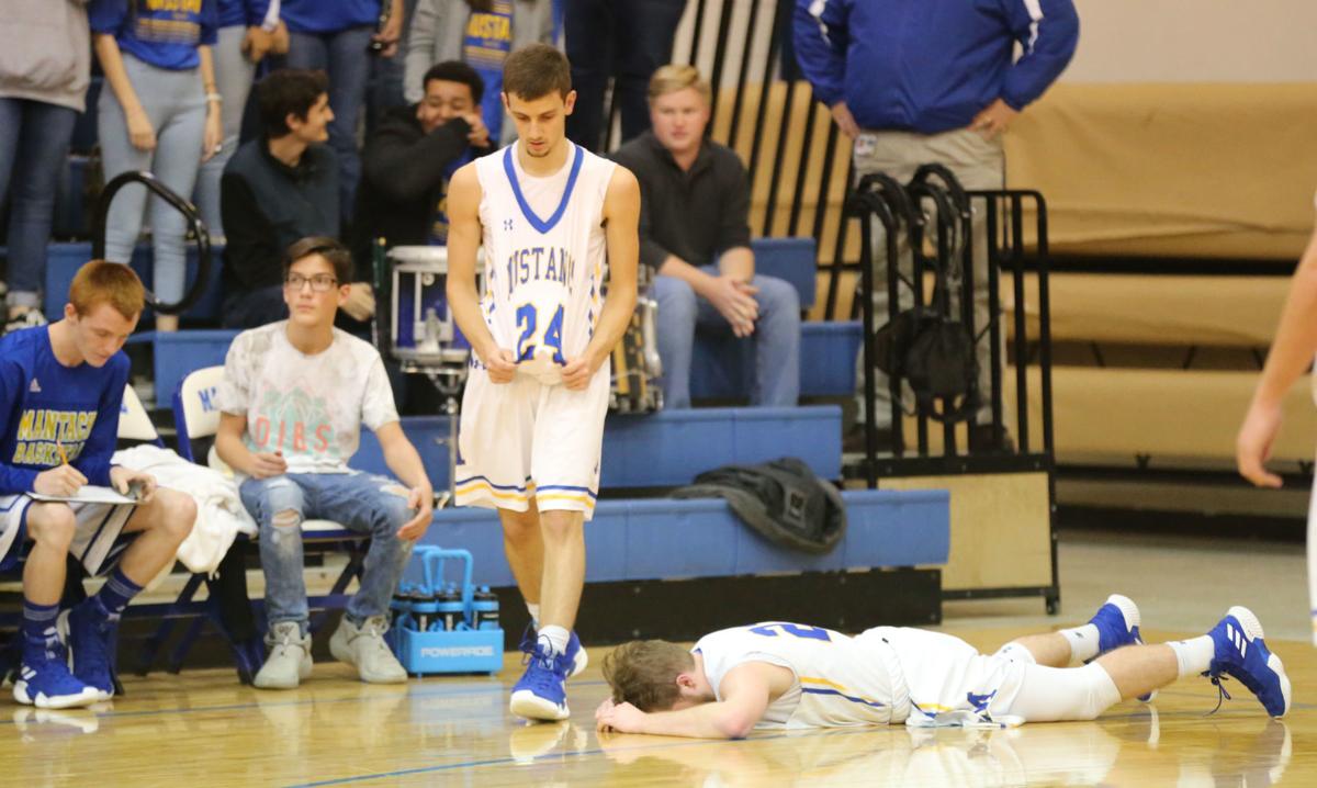 Freshman Duo Steps Up For Jumpertown Sports Djournal Com
