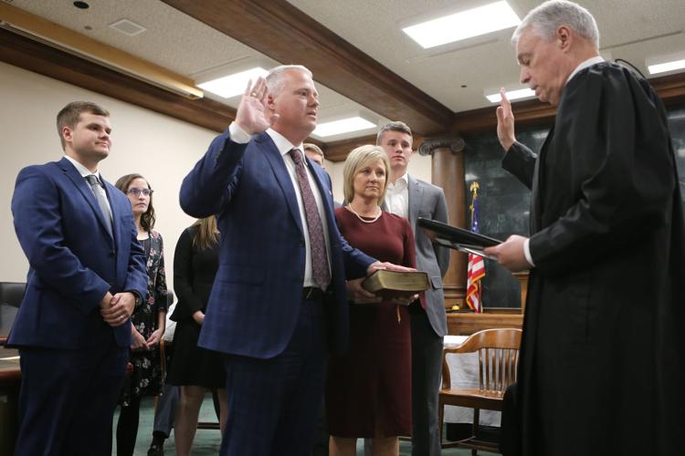 Kelly Mims sworn in as newest circuit court judge | News | djournal.com