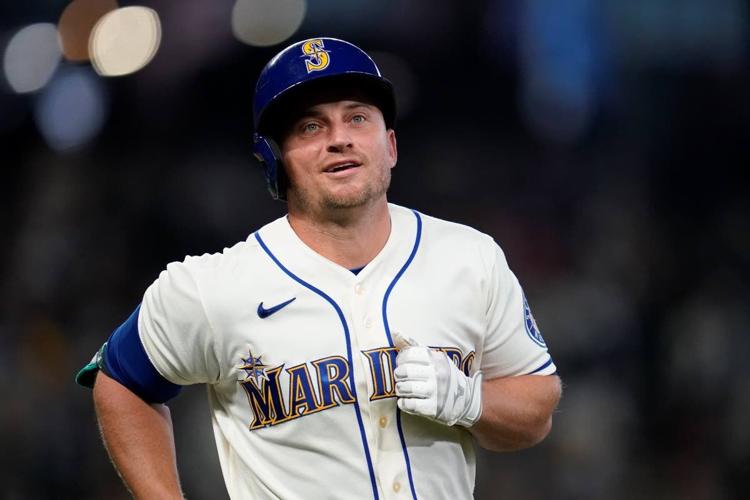 Kyle Seager's wife responds to Mariners president's remarks