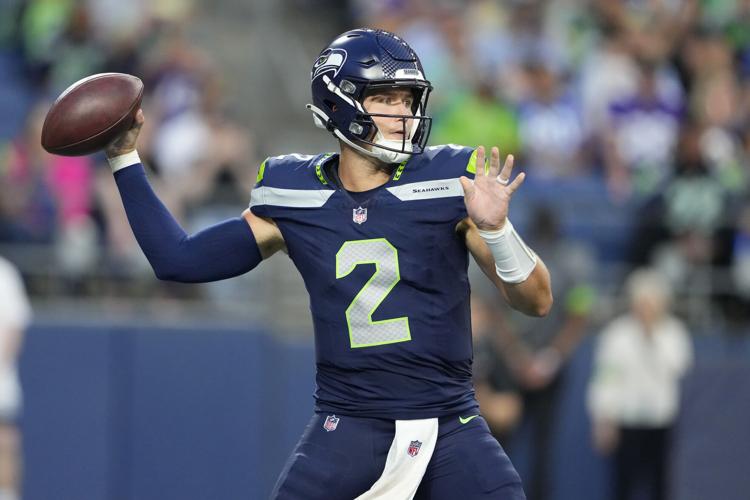 Seahawks down Vikings in preseason opener, Sports