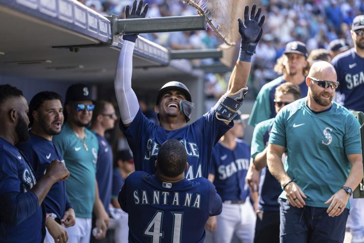 Julio Rodriguez to sign 14-year extension with Seattle Mariners