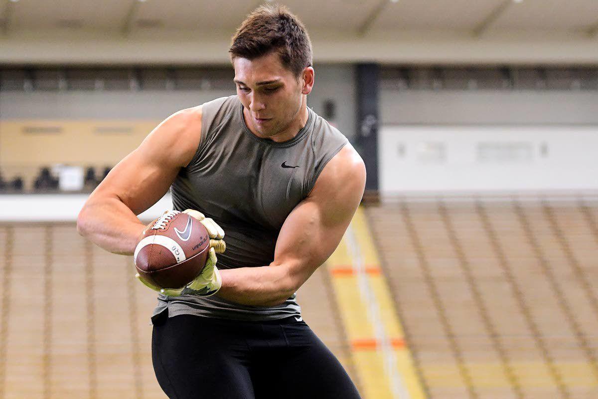 Vandals Lb Plows Through Drills In Style Sports Dnewscom