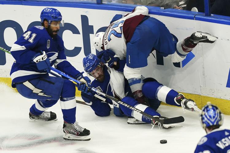 Avs move to brink of title