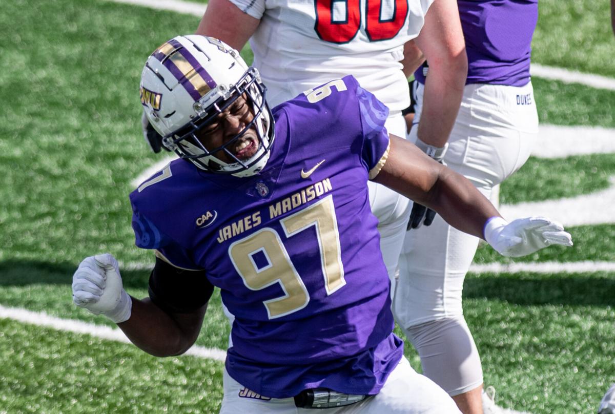 0227_DNR_JMU-Robert Morris FTB_19