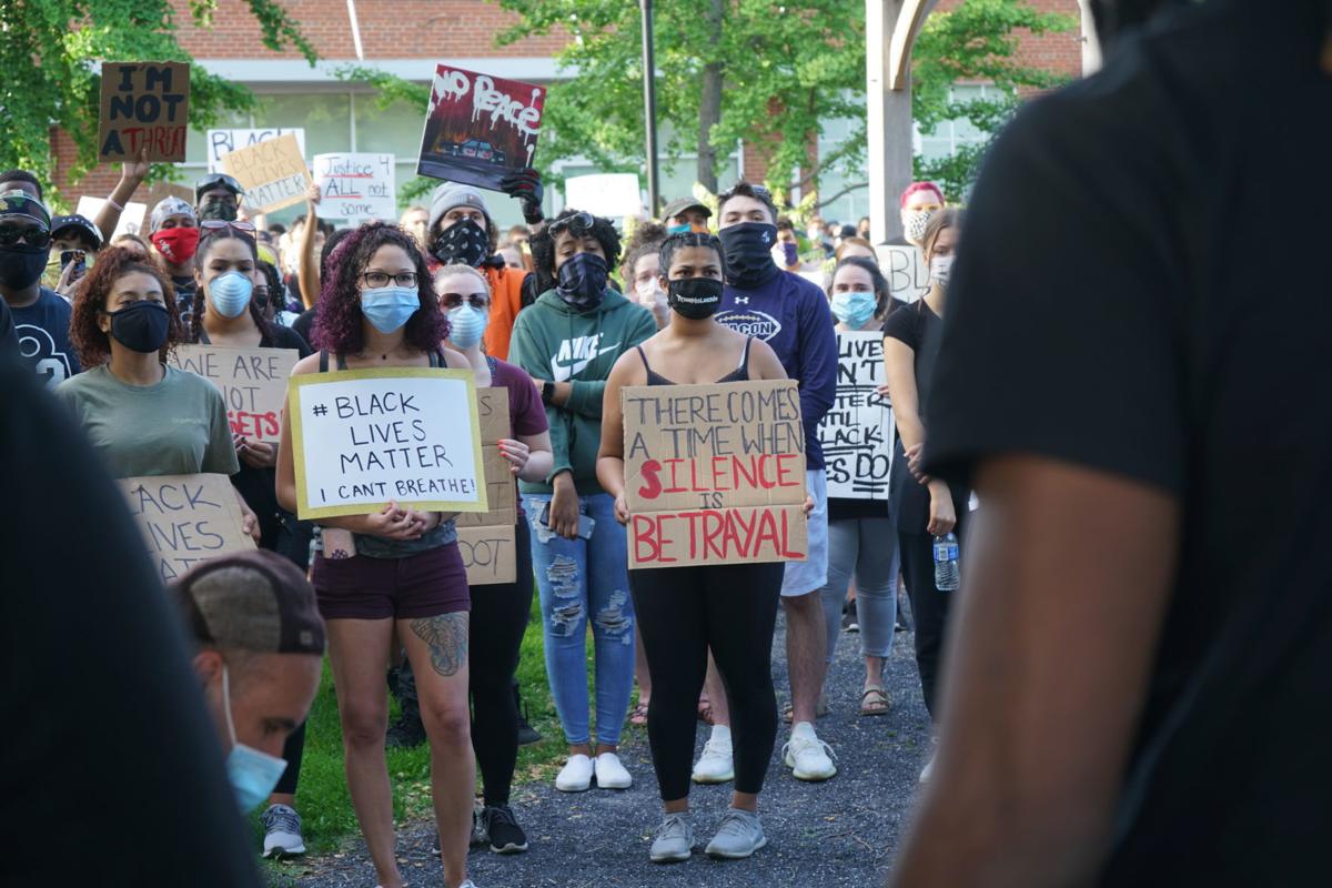 0601_dnr_Silent Protest_