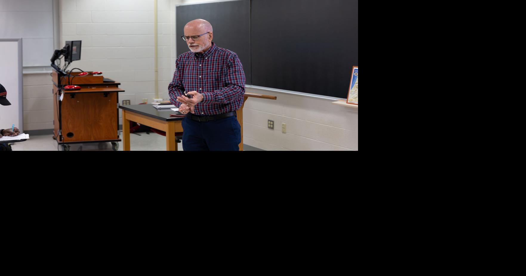 Bridgewater College's Bible class highlights the science of archaeology