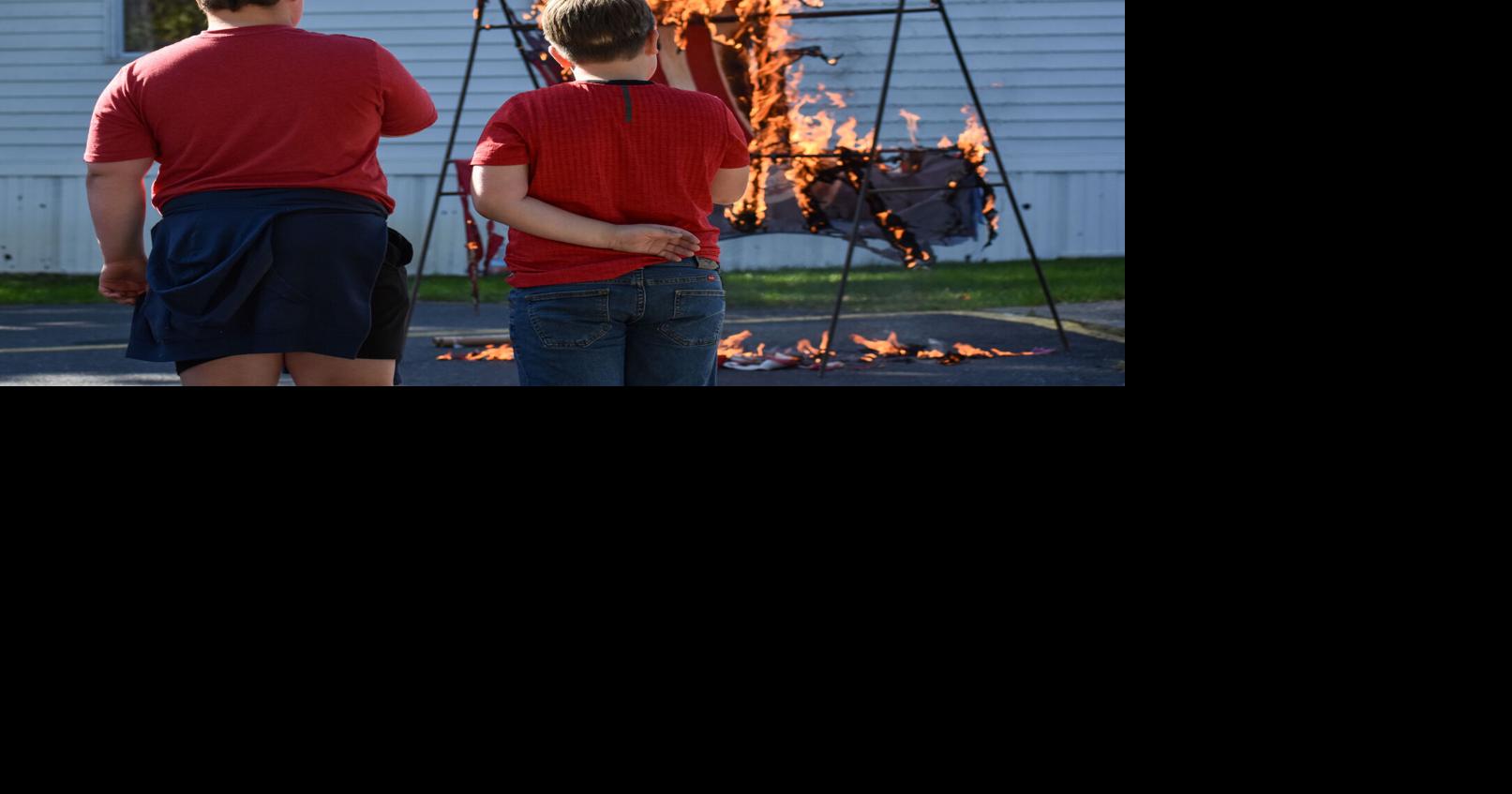 Dayton American Legion Leads LinvilleEdom Students Through Flag