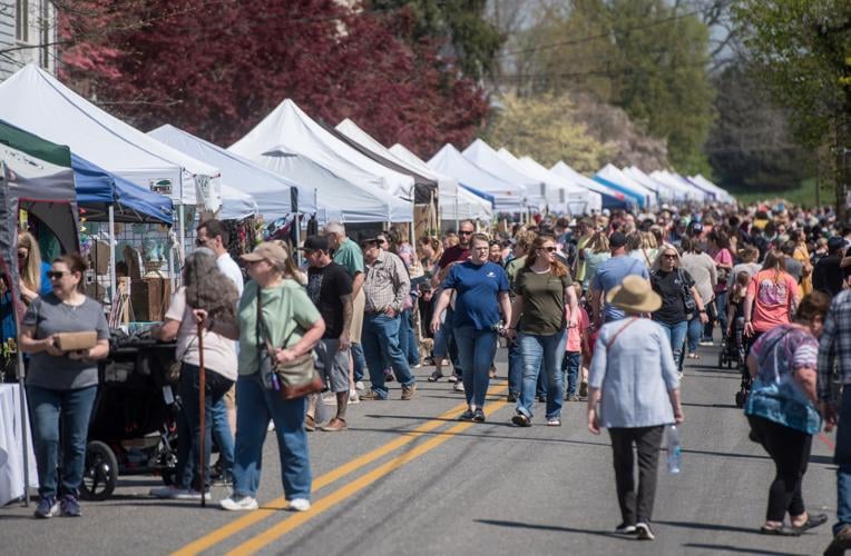 Full Crowds Return For Annual Redbud Fest In Dayton Rockingham County