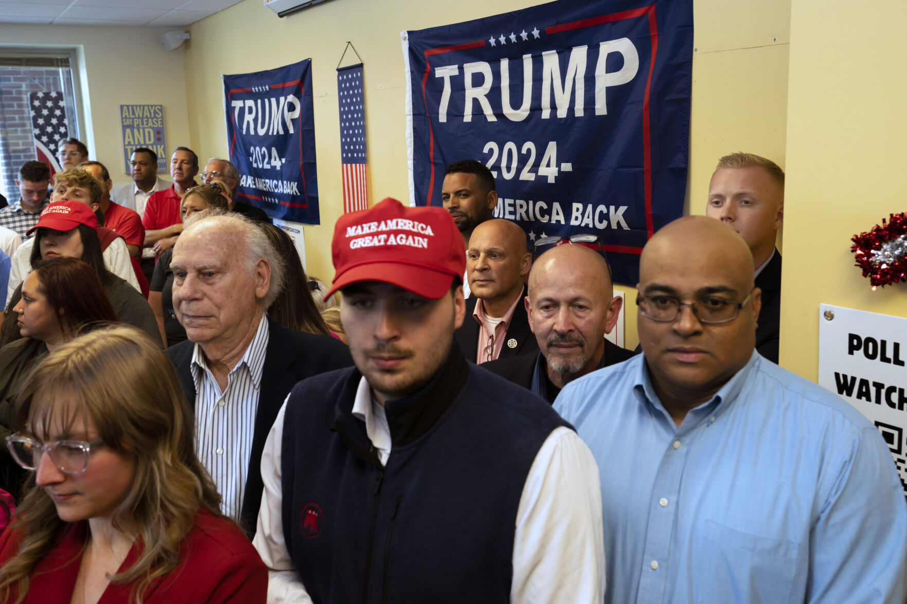 Young Black And Latino Men Say They Chose Trump Because Of The Economy ...