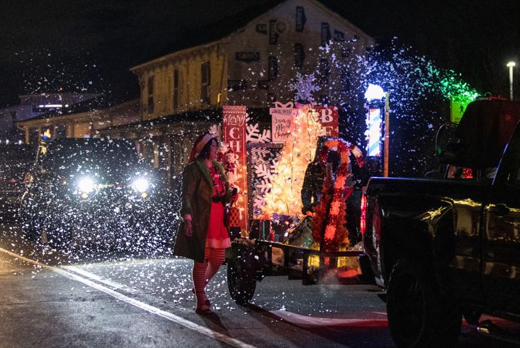 Community Comes Together For Bridgewater Christmas Parade News