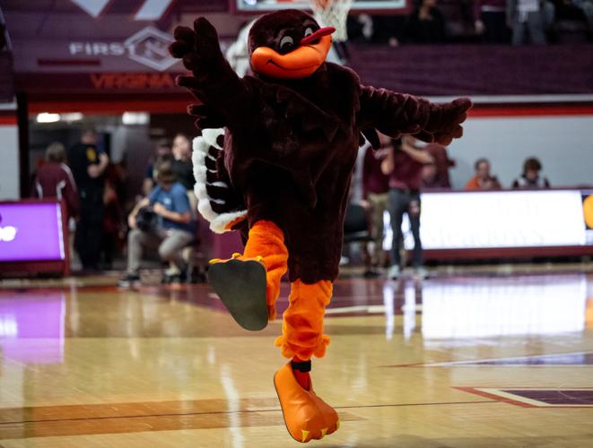 Basketball: Virginia Tech vs Virginia Photo dnronline com